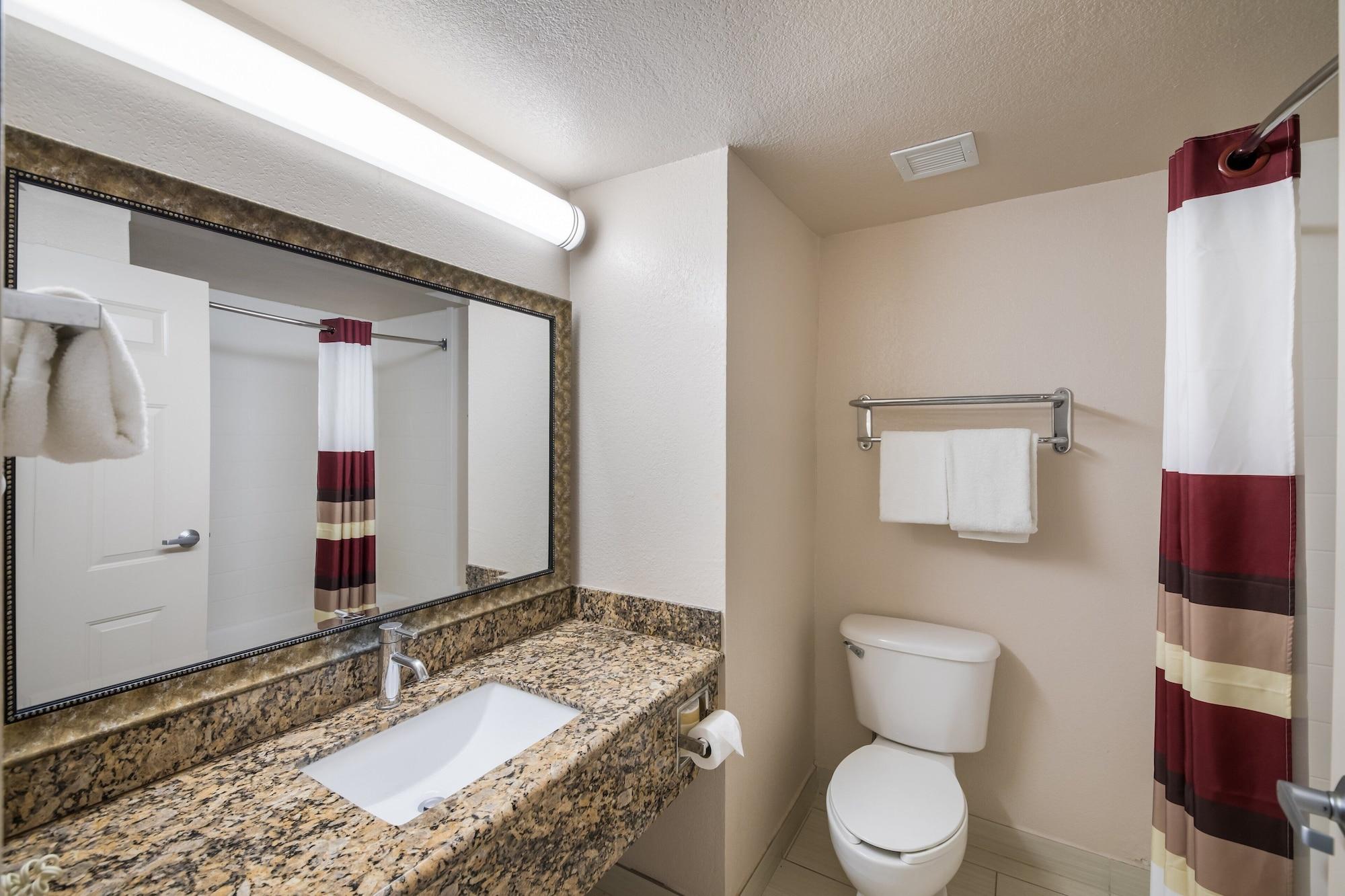 Red Roof Inn & Suites Austin East - Manor Ngoại thất bức ảnh