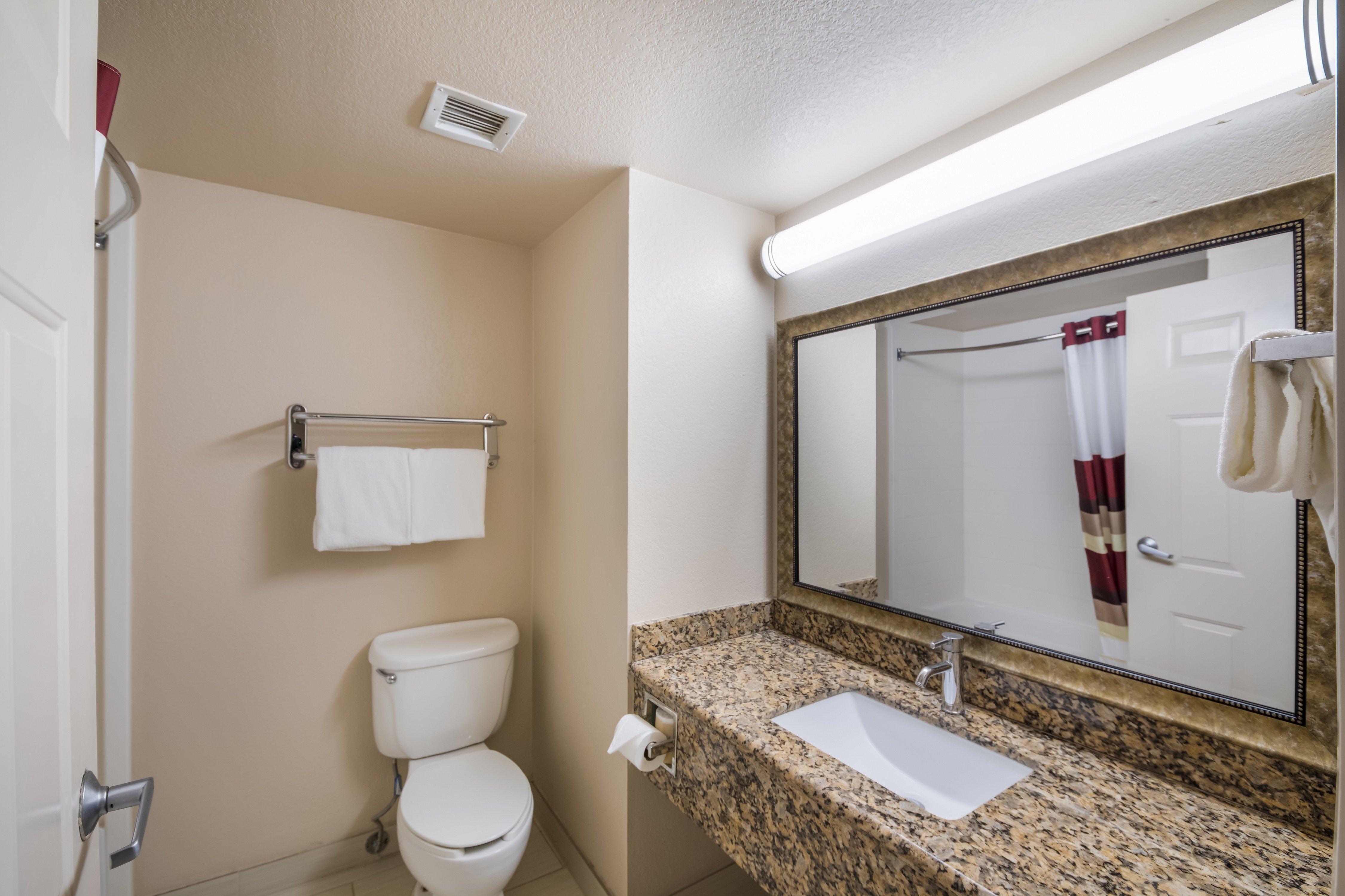 Red Roof Inn & Suites Austin East - Manor Ngoại thất bức ảnh
